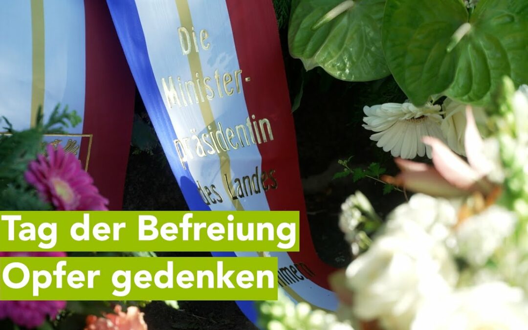 „Die Mutter“ mahnt – Kranzniederlegung am Tag der Befreiung in Raben-Steinfeld