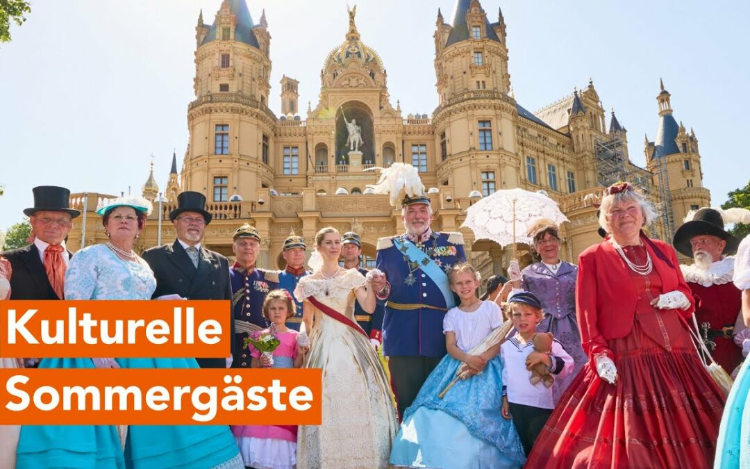 Sommergäste! Kultur erleben in Mecklenburg-Vorpommern: Kunst, Kino und Feste